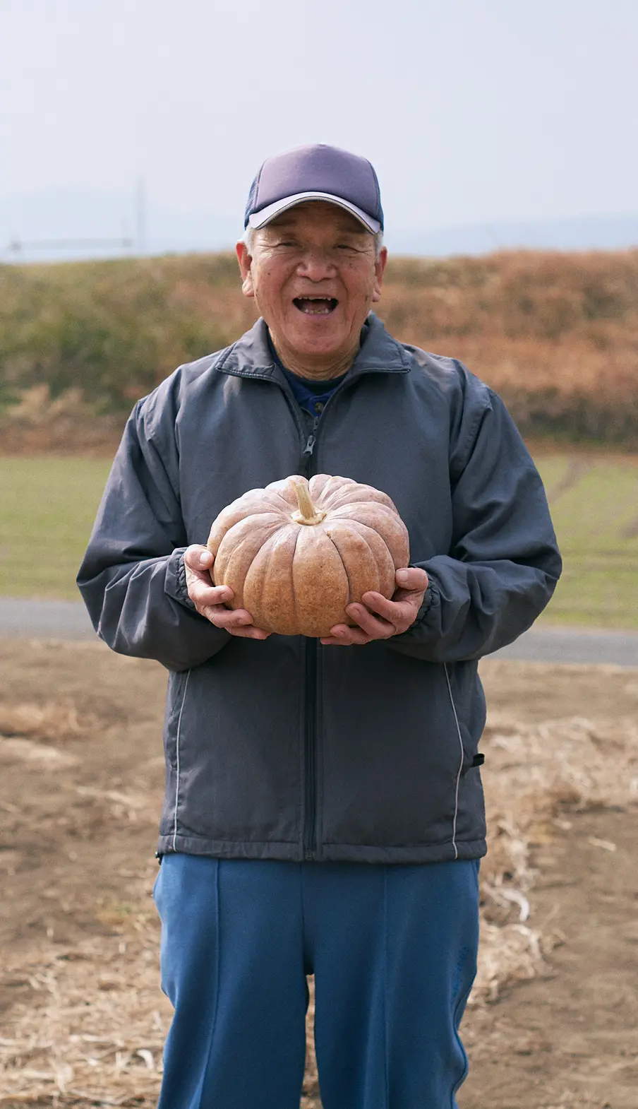Nobuhiro Nekota, a Mikekado Pumpkin farmer